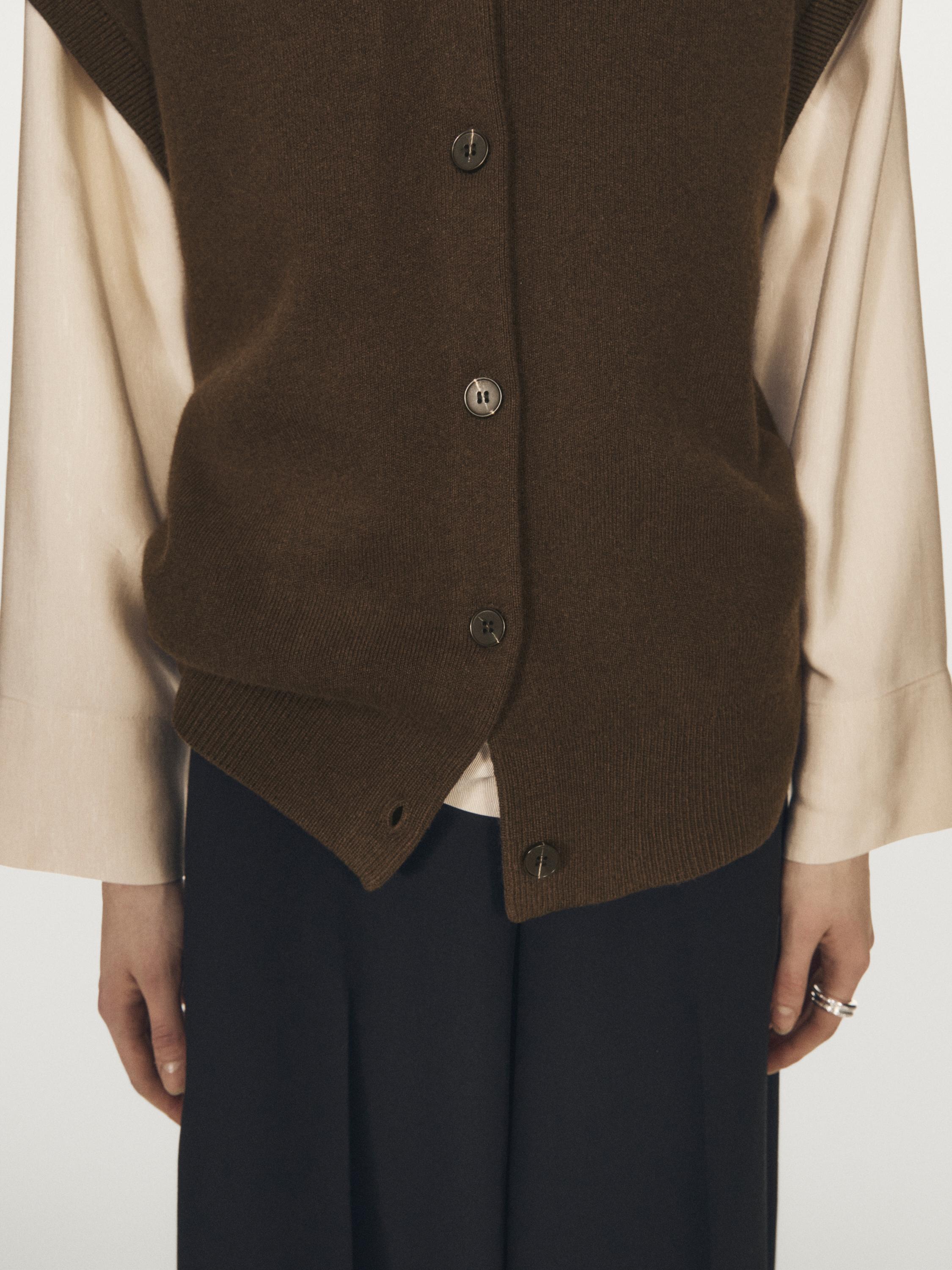 Veste sans manches en maille à col rond